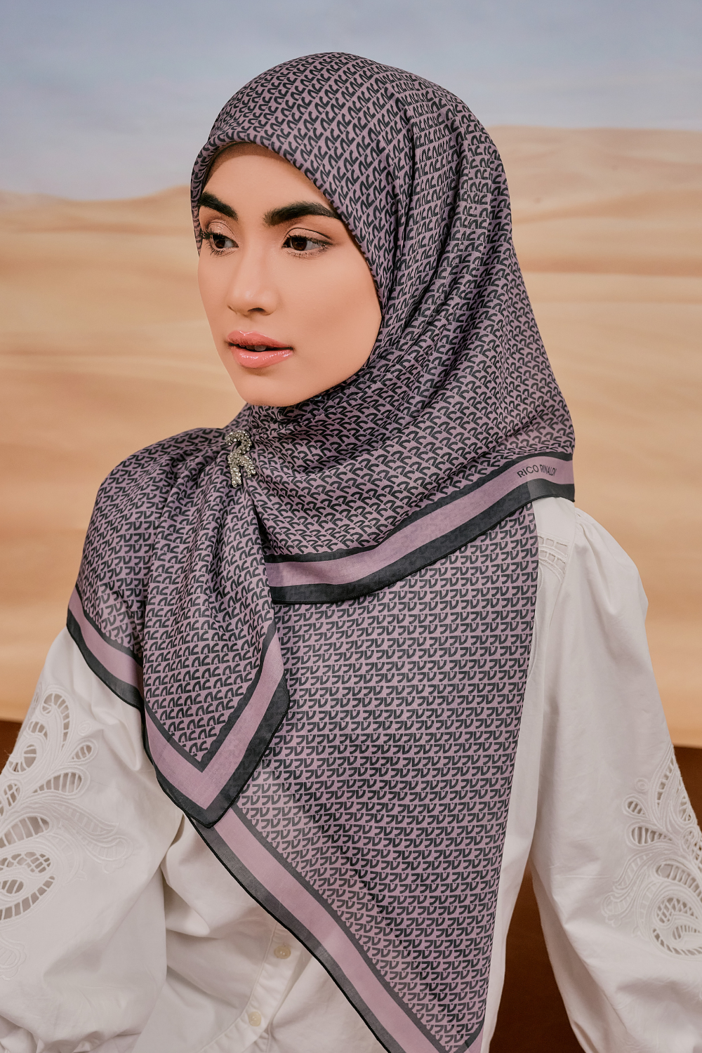 Mori Scarve in Olivine
