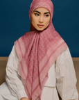 Nuura Scarve in Peach