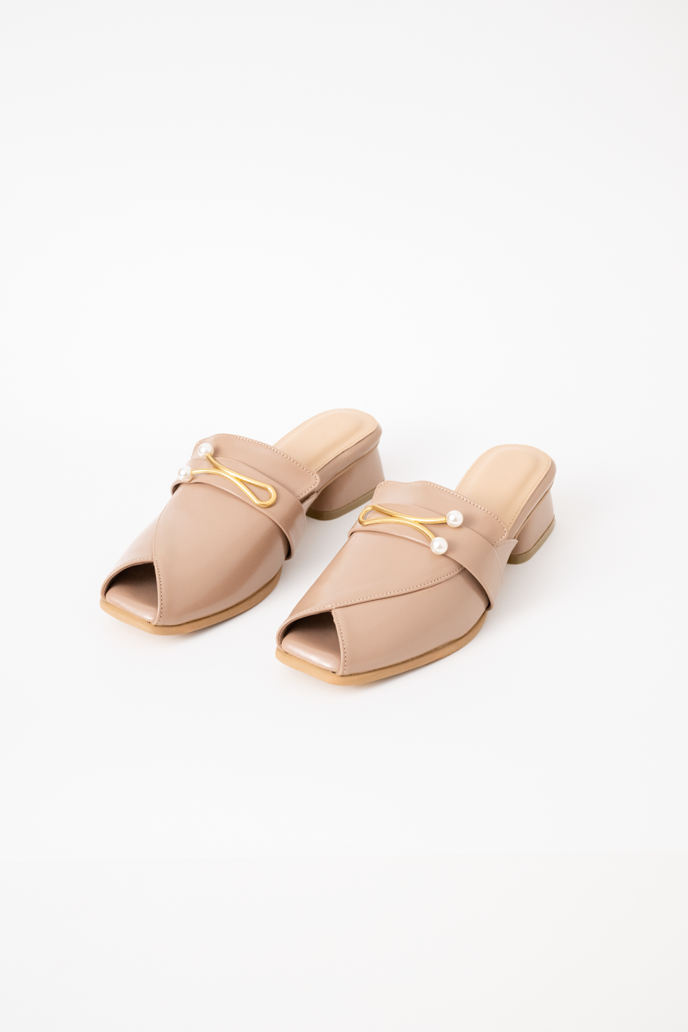 Amelia Shoes in Sand