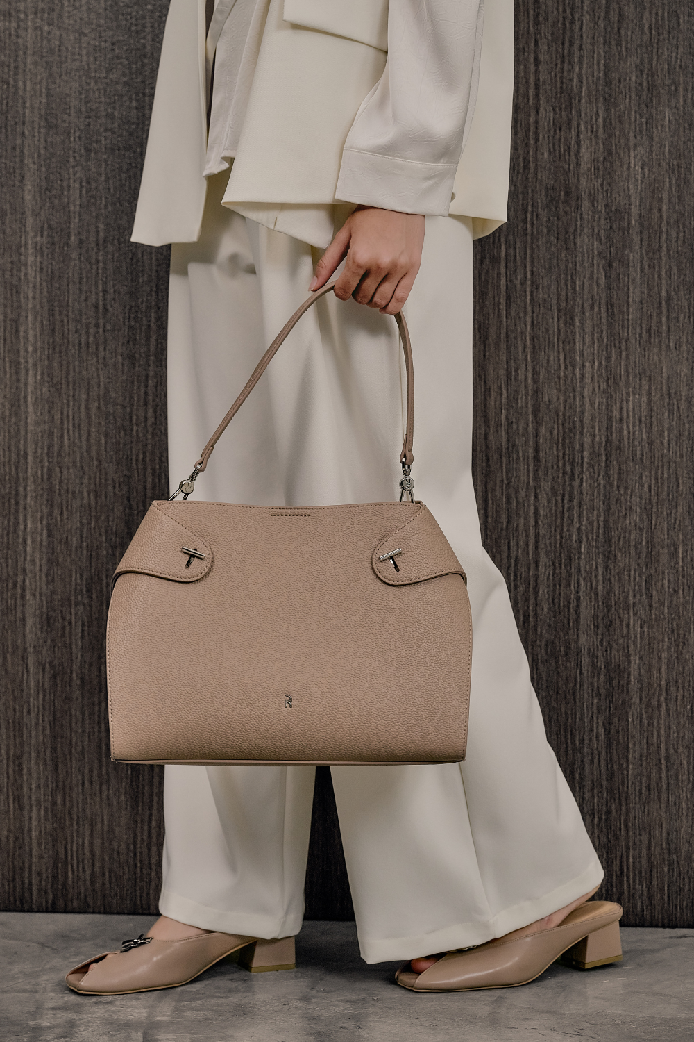 Noal Bag in Taupe