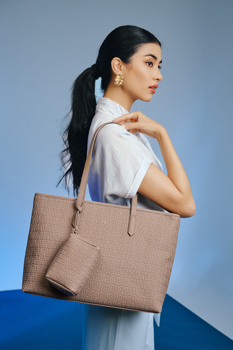 Jiro Tote Bag in Taupe