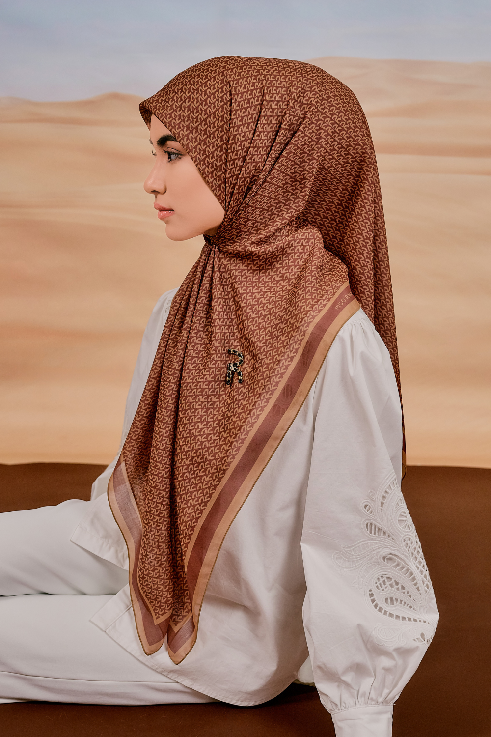 Mori Scarve in Truffle