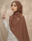 Rivora Embossed Shawl in Wood Brown