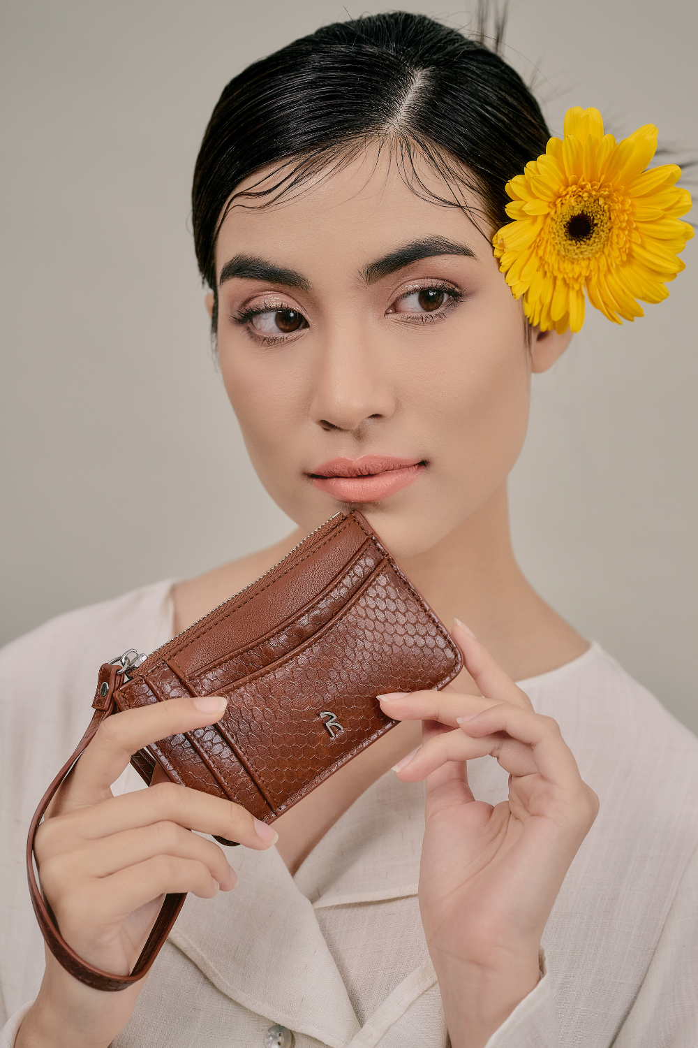 Jimoo Wallet in Wood Brown