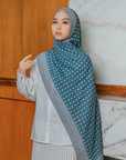 Anora Shawl in Ash Grey