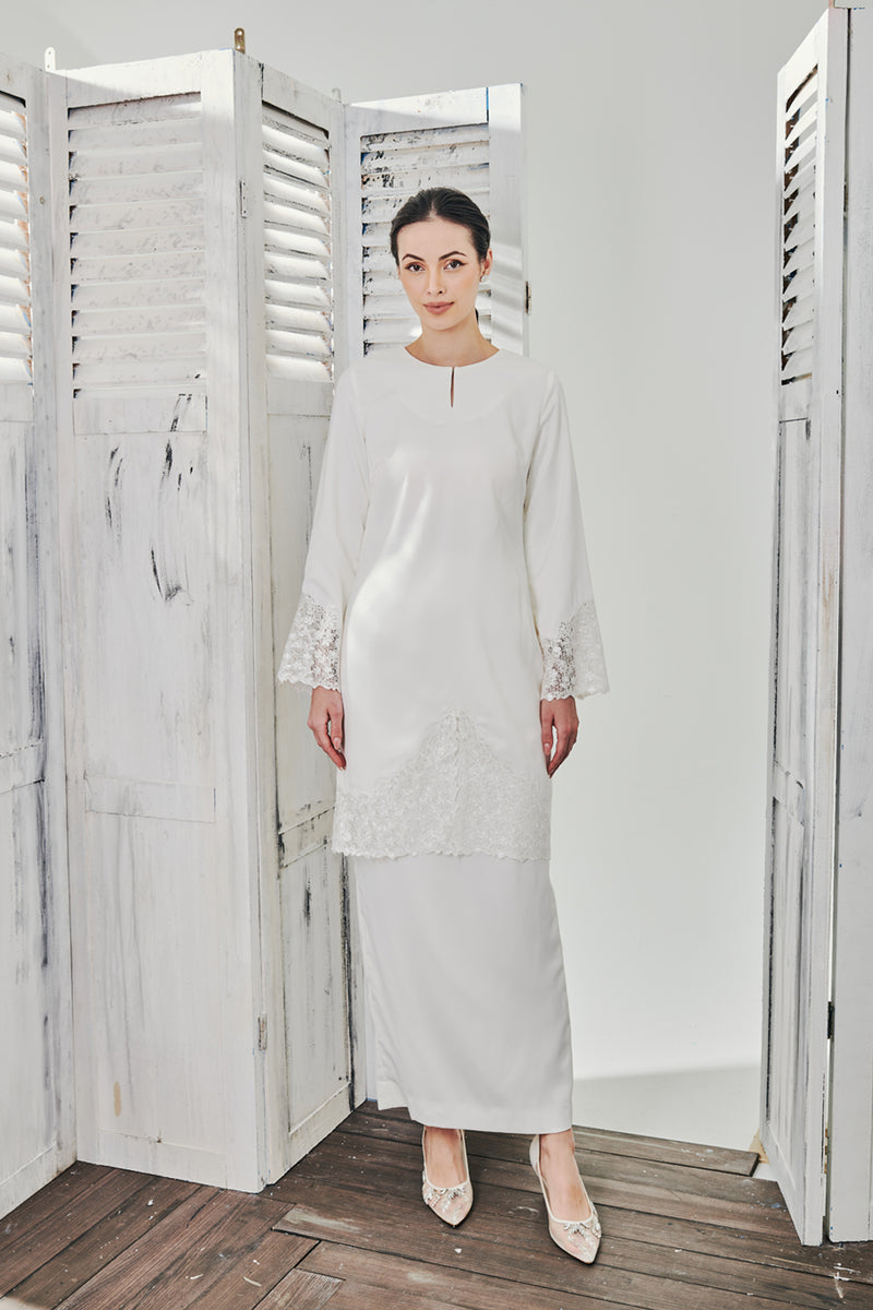 Janna Long Modern Kurung in Off White – Rico Rinaldi